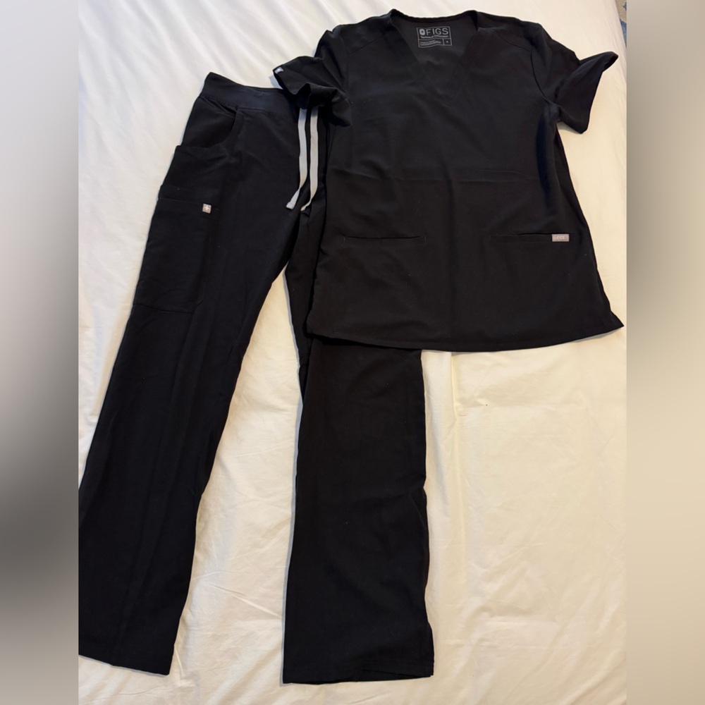 Figs black scrub set